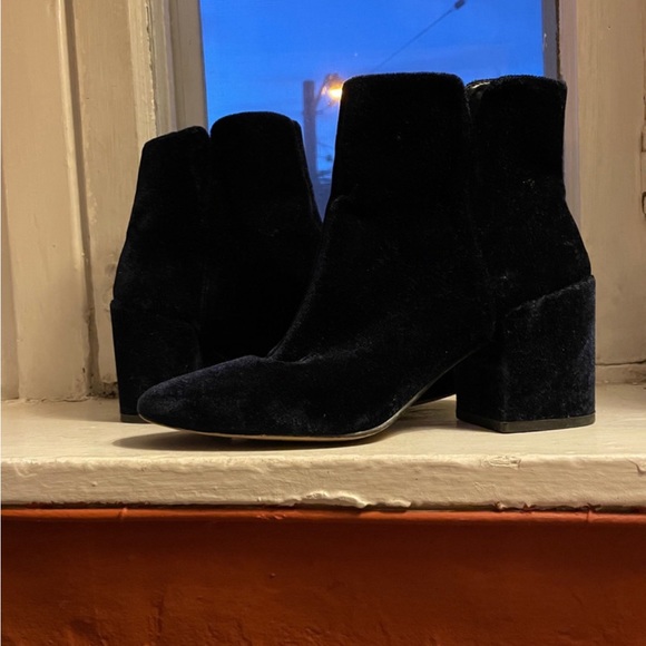 ALDO Blue Velvet Boots - Picture 2 of 5